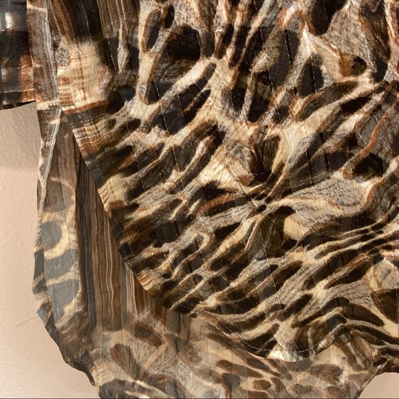 Chico’s Animal Print Blouse - Picture 9 of 9